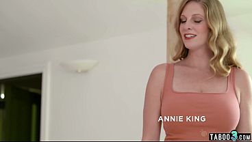 Annie King seduces her curious stepdaughter with a steamy lesbian Mia Khalifa lesson