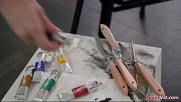 Lesbian Painter Explores Models’ Inner Depths with Wet Licks and Erotic Fists